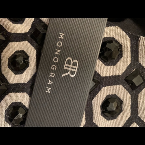 NWT - Gorgeous Patterned Sleeveless Top - Picture 4 of 5